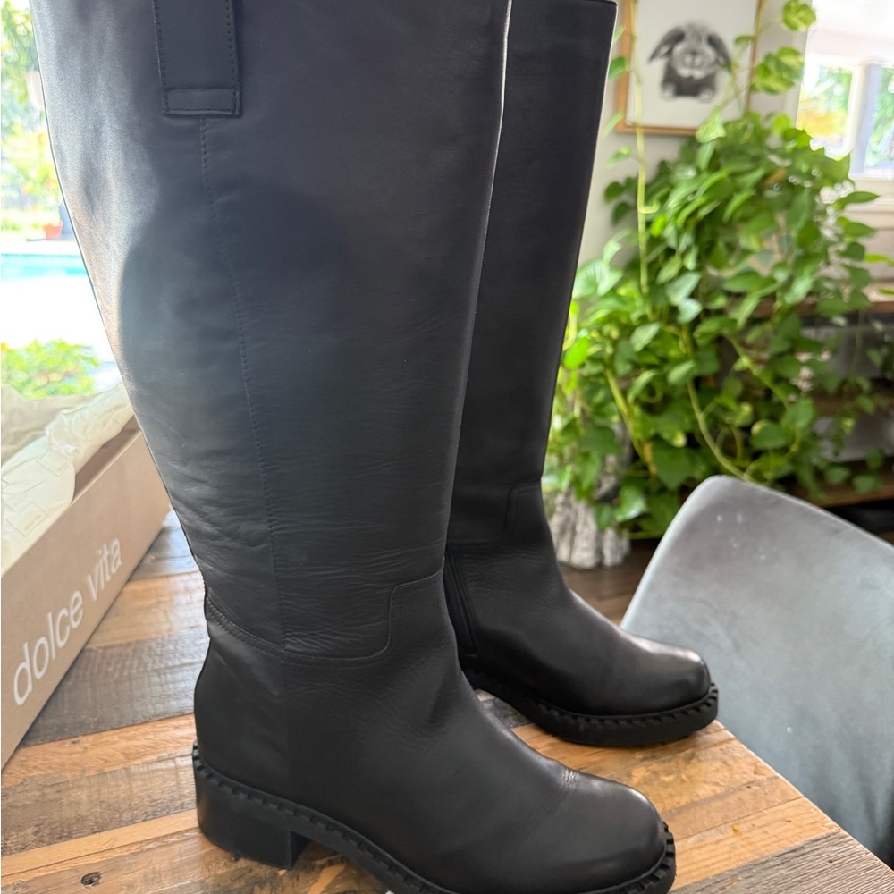 Dolce Vita Tall Black Boots Extra Wide Calf Never Worn, New with Box